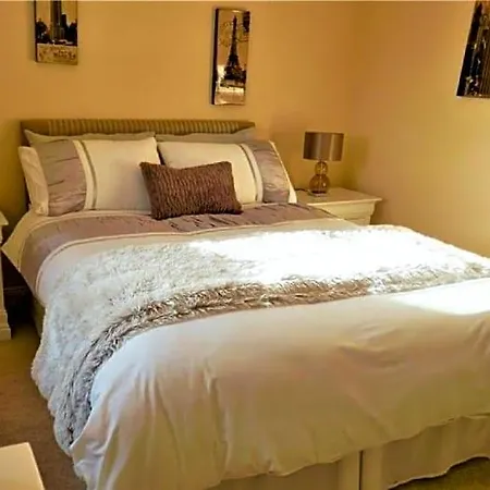 Bed & Breakfast Leabrook House *