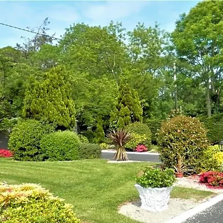 Bed & Breakfast Leabrook House