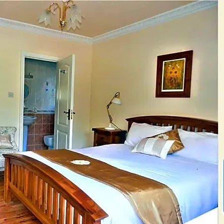 Bed & Breakfast Leabrook House *