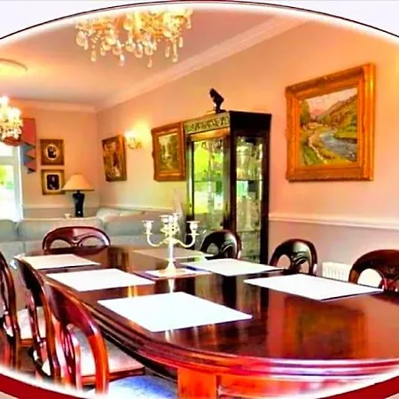Leabrook House Bed & Breakfast