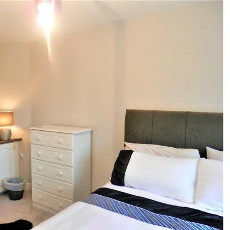 Alojamento de Acomodação e Pequeno-almoço Leabrook House