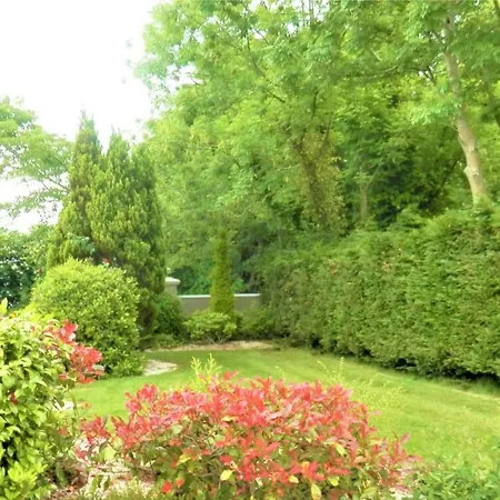 Leabrook House Bed and Breakfast