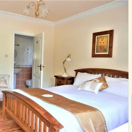 Leabrook House Bed and Breakfast *