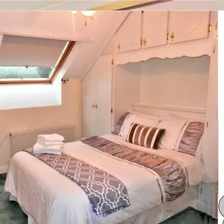 Leabrook House Castlemaine