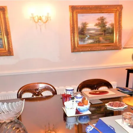 Leabrook House Bed and Breakfast