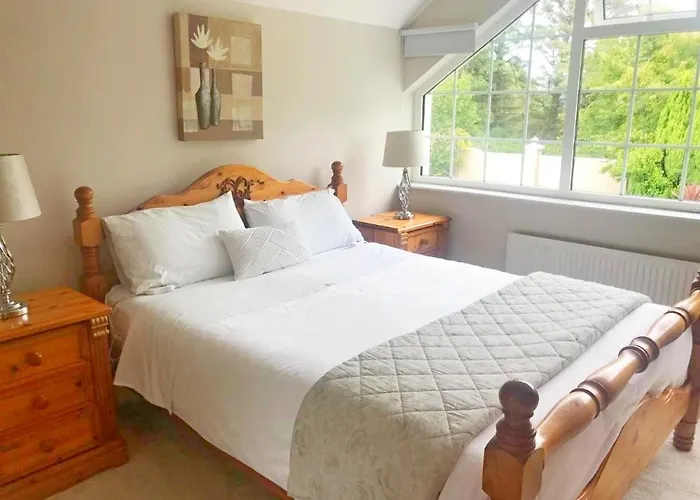 Bed & Breakfast Leabrook House