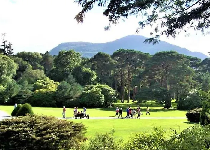 Leabrook House Bed & Breakfast