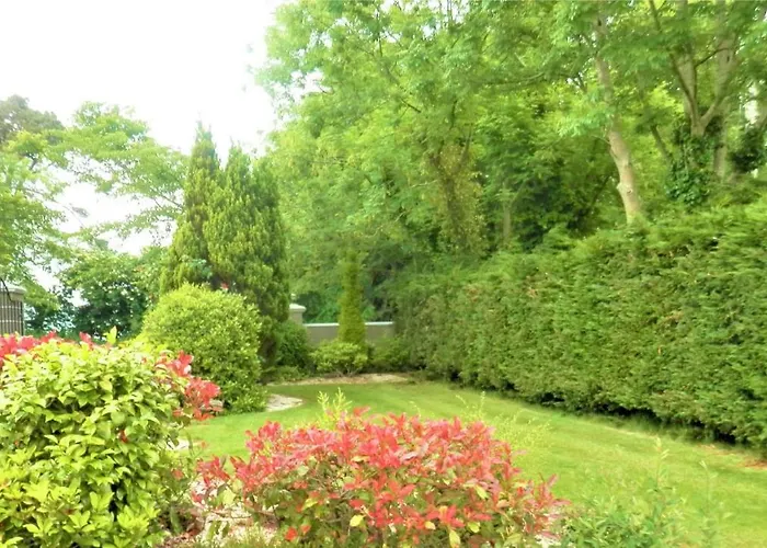 Leabrook House Bed & Breakfast