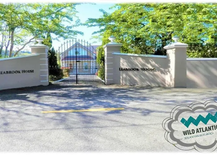 Bed & Breakfast Leabrook House